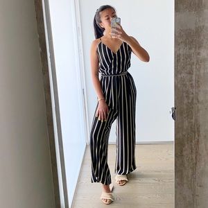 Jumpsuit ⚡️ NWT ⚡️